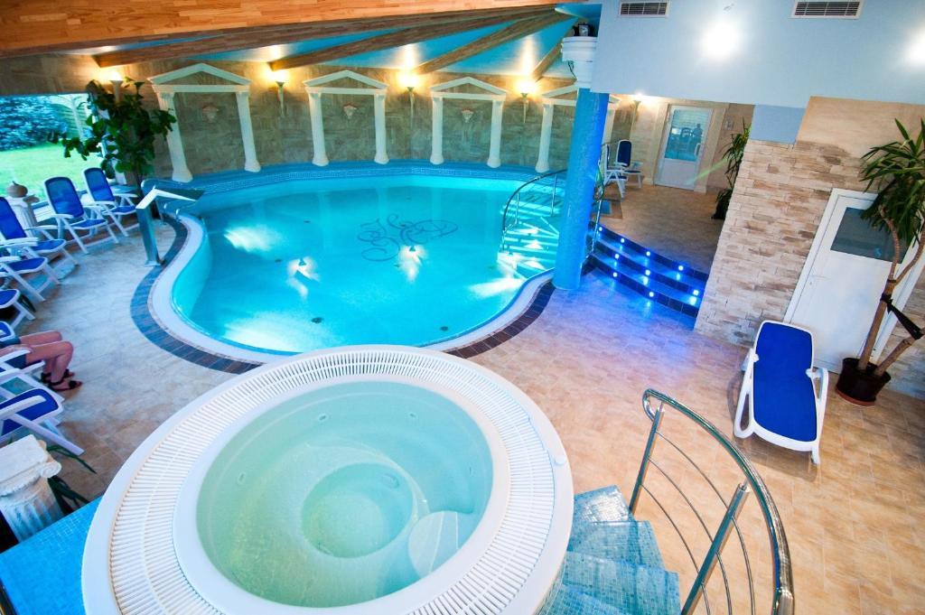 Hotel Mazurski Dworek Mikołajki Kültér fotó